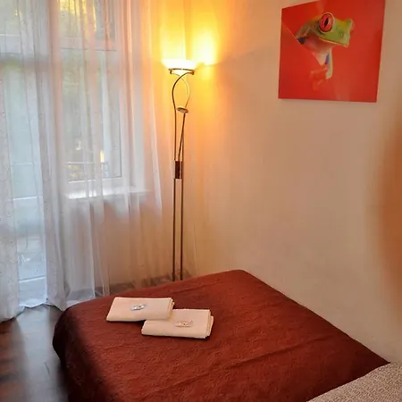 Orange Studio With Balcony شقة كلابيدا